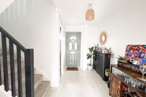 7 Melrose Way, Grimsby, DN37 9HZ