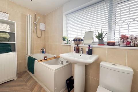7 Melrose Way, Grimsby, DN37 9HZ