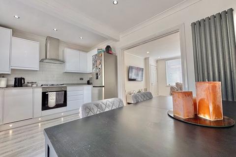 100 Castleton Road, Birmingham, B42 2RR