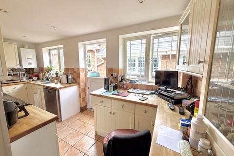 undefined, Drury Lane, Houghton Regis