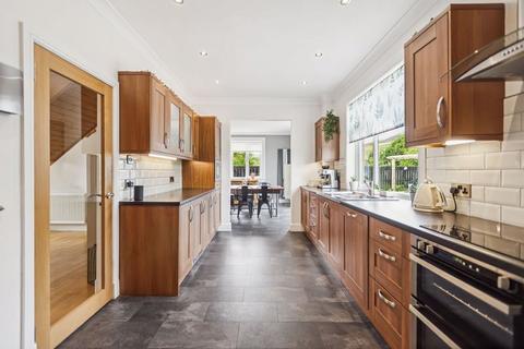 8 Altry Place, Ayr, KA7 4JF
