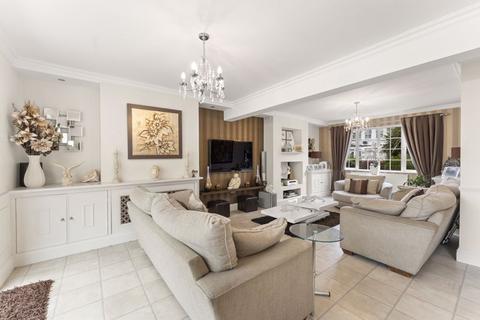 4 bedroom semi-detached house for sale, Noel Road, London