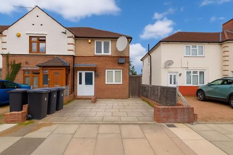 11a Mapleton Road, Enfield, EN1 3PE