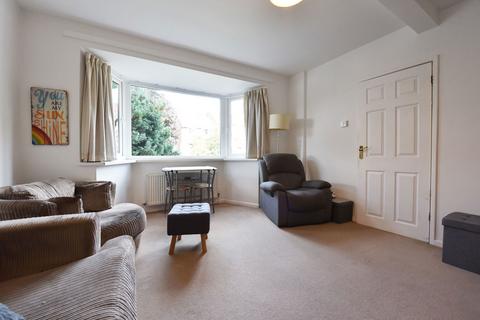 17 Brambleside, Wordsley, Stourbridge, DY8 5XL