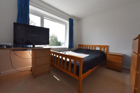 17 Brambleside, Wordsley, Stourbridge, DY8 5XL