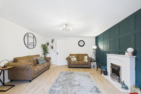 4 bedroom detached house for sale, Cosford Close Kingsway, Gloucester GL2
