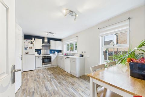 4 bedroom detached house for sale, Cosford Close Kingsway, Gloucester GL2