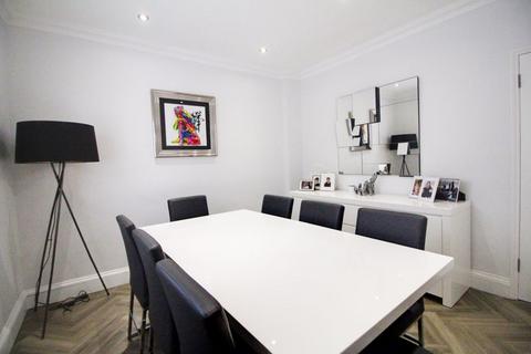 11 Jones Road, Goffs Oak, Waltham Cross, EN7 5JN