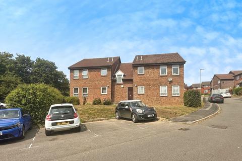 Studio to rent, Lancaster Close, Bursledon, SO31