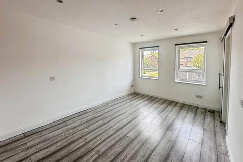 Studio to rent, Lancaster Close, Bursledon, SO31