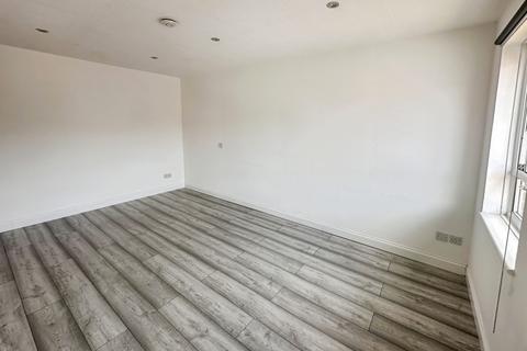 Studio to rent, Lancaster Close, Bursledon, SO31