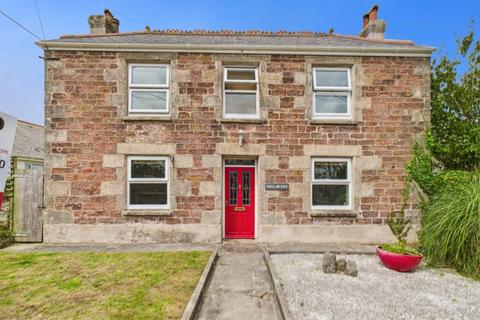 undefined, Vogue, Redruth  - Detached character property