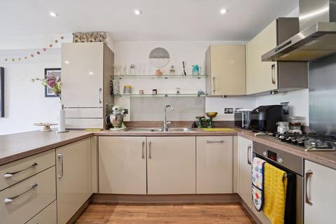 undefined, Bartlett Crescent, High Wycombe HP12