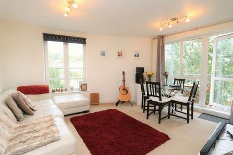 1 bedroom flat for sale, St. Hughs Avenue, High Wycombe HP13
