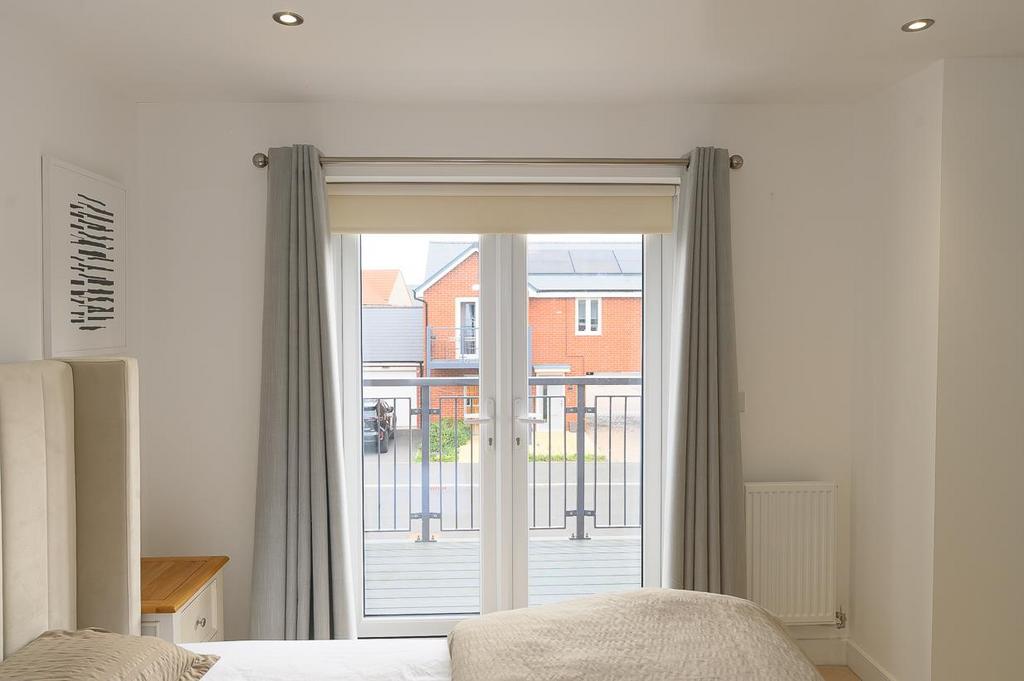 Bedroom one pic 2.jpg