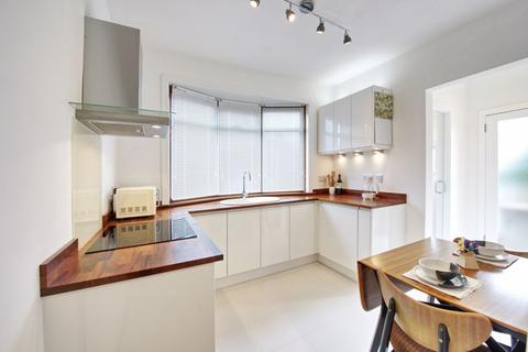 86 Bennochy Road, Kirkcaldy, KY2 5TR