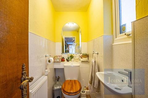 4 bedroom detached house for sale, Chigwell Rise, Chigwell IG7