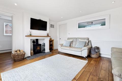 undefined, Newport Road, Niton PO38