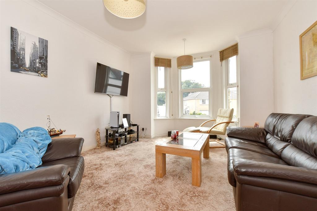 Lounge/ Dining Room