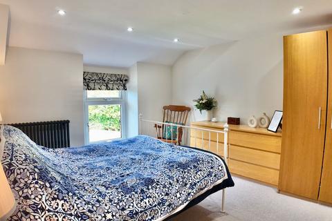 4 bedroom detached house for sale, Penallta Road, Hengoed, CF82