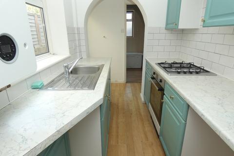 2 bedroom terraced house to rent, Westgate Road, Faversham, Kent, ME13