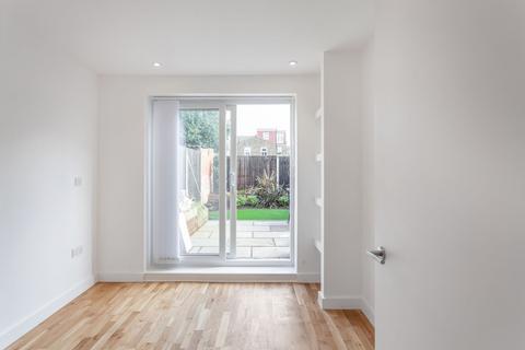 undefined, Flat 2 53 Grosvenor Road