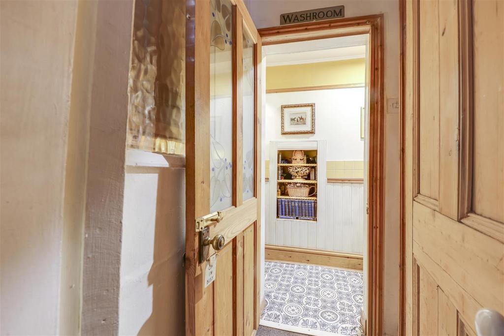 Rear Vestibule