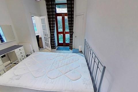 undefined, Mertoun Place, Polwarth, Edinburgh, EH11