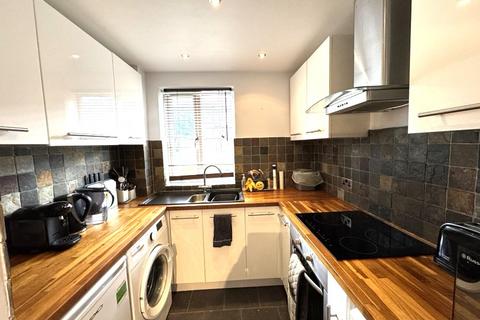 1 bedroom apartment to rent, Elmer Mews, Fetcham KT22