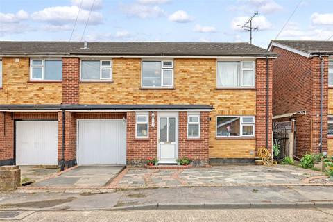 4 bedroom house for sale, Old School Meadow, Great Wakering, Southend-on-Sea, Essex, SS3