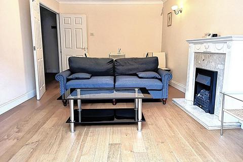 Two Bedroom Apartment For Sale Tooley Street  London Bridge  SE1