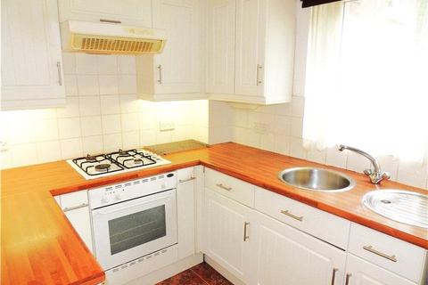 2 bedroom apartment to rent, St Lukes Close, London, SE25