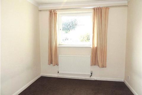 2 bedroom apartment to rent, St Lukes Close, London, SE25
