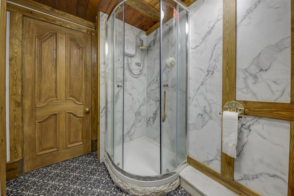 Shower Room Alt