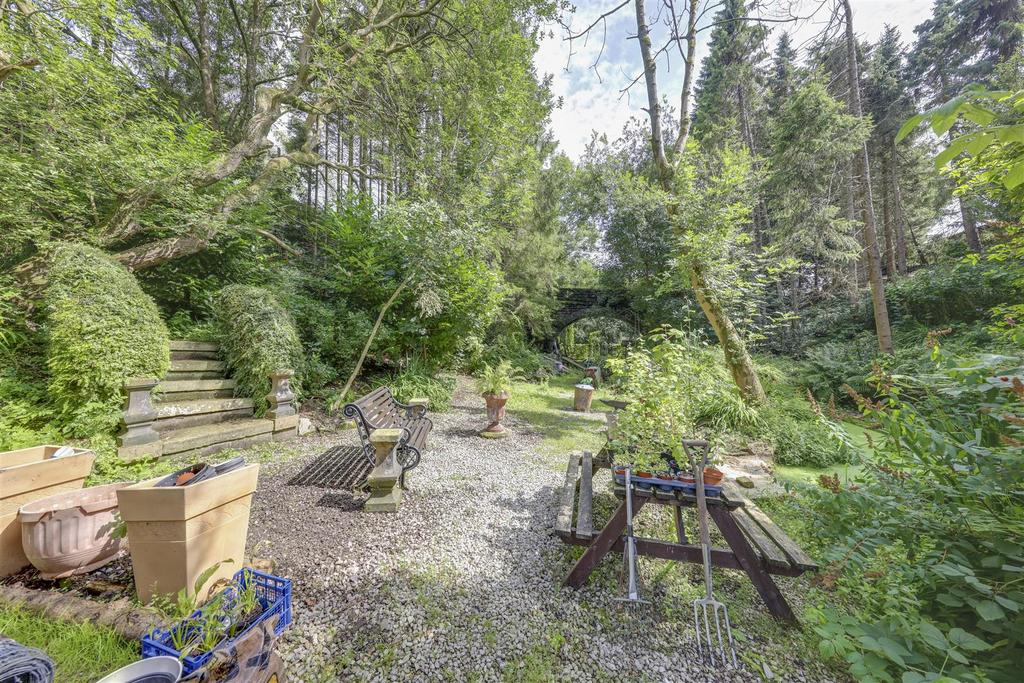 Further Garden