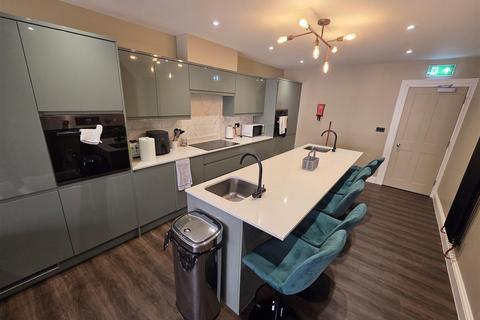 8 bedroom house share to rent, Westgate Street, Gloucester GL1