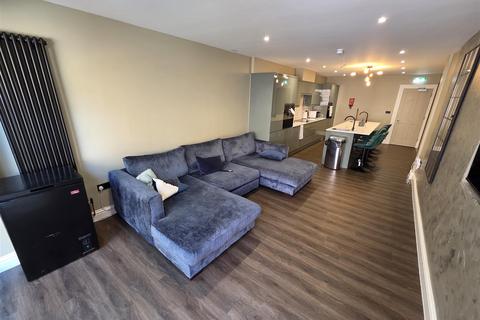 8 bedroom house share to rent, Westgate Street, Gloucester GL1