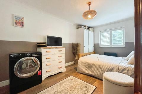 Flat 18, Rivercourt Beeches Road, Cirencester, GL7 1BN