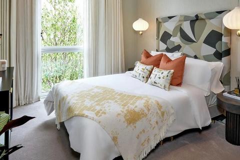 2 bedroom flat for sale, Silkstream, Bower House, Hendon, London, NW9