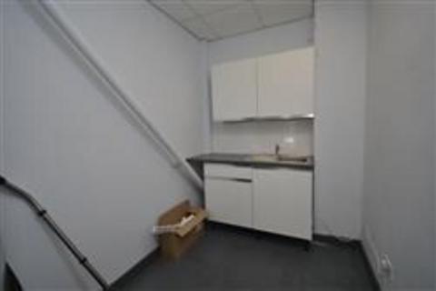 Warehouse to rent, Justin Rd London E4 8SU