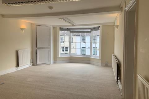 Office to rent, 19 North St Bishop's Stortford CM23 2LD