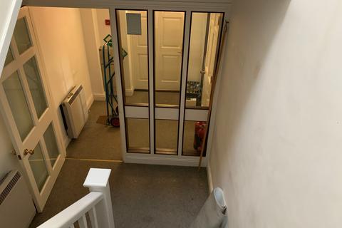Office to rent, 19 High St Saffron Walden CB10 1AT
