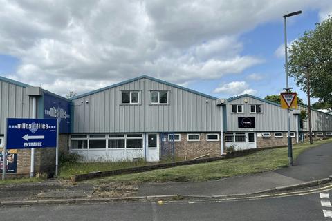 Warehouse to rent, St Marys Rd Leamington Spa CV31 1PR