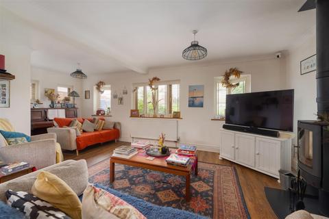 3 bedroom detached house for sale, Spire Avenue, Whitstable