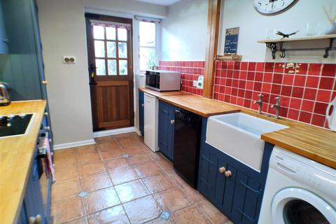 2 bedroom barn conversion for sale, Shelton