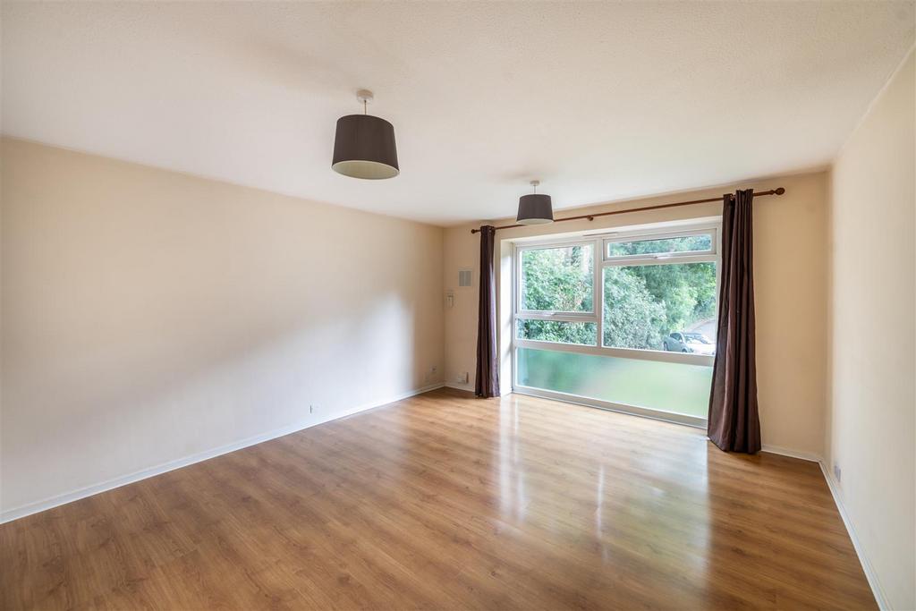 4 Sunningdale internals-7.jpg