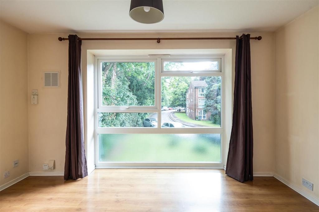 4 Sunningdale internals-8.jpg