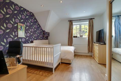 53 The Drive, Esher, KT10 8DJ