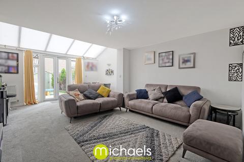 3 bedroom townhouse for sale, Battalion Walk, Colchester, CO2