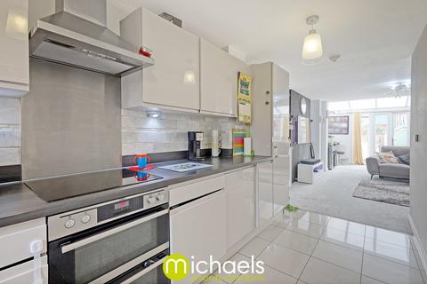 3 bedroom townhouse for sale, Battalion Walk, Colchester, CO2